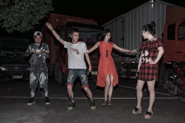 201612281482910881_424207.jpg 4.jpg